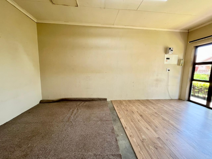 To Let 4 Bedroom Property for Rent in Waterval East North West